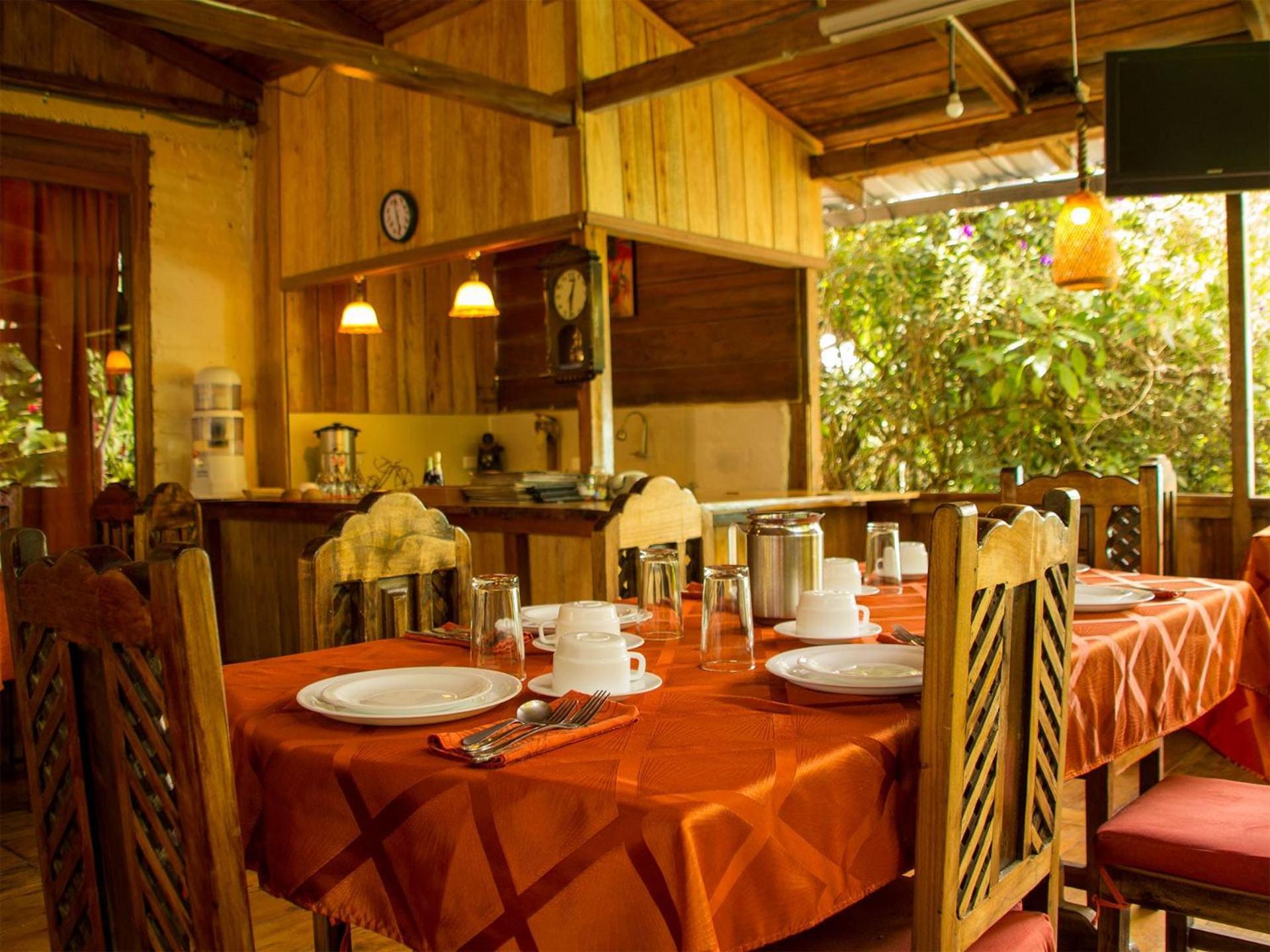 Hosteria Los Cedros De 민도 외부 사진