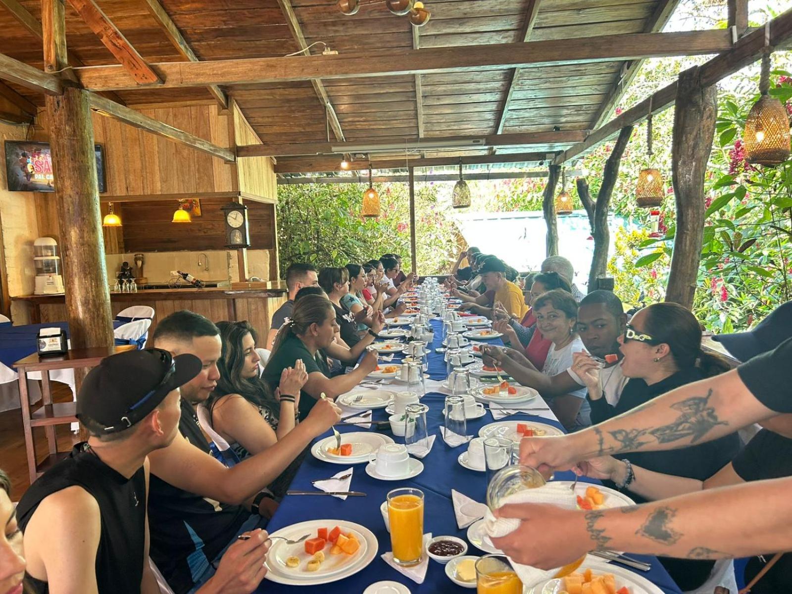 Hosteria Los Cedros De 민도 외부 사진